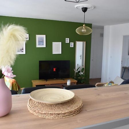 Appartement Lumineux 3 Chambres - Villeurbanne Gratte Ciel Esterno foto