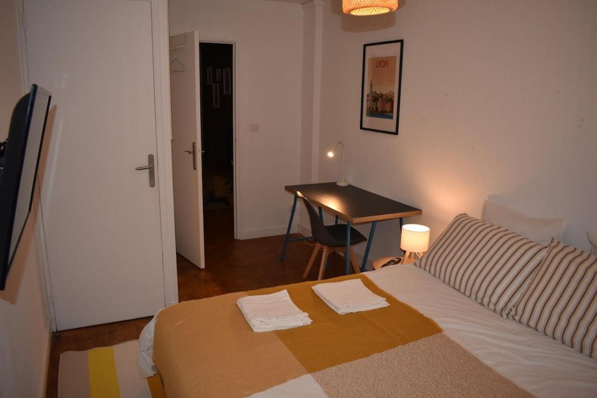 Appartement Lumineux 3 Chambres - Villeurbanne Gratte Ciel Esterno foto