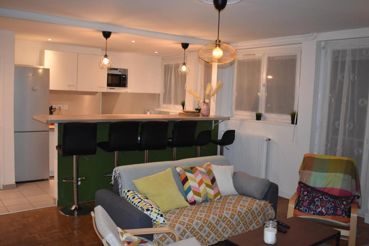Appartement Lumineux 3 Chambres - Villeurbanne Gratte Ciel Esterno foto