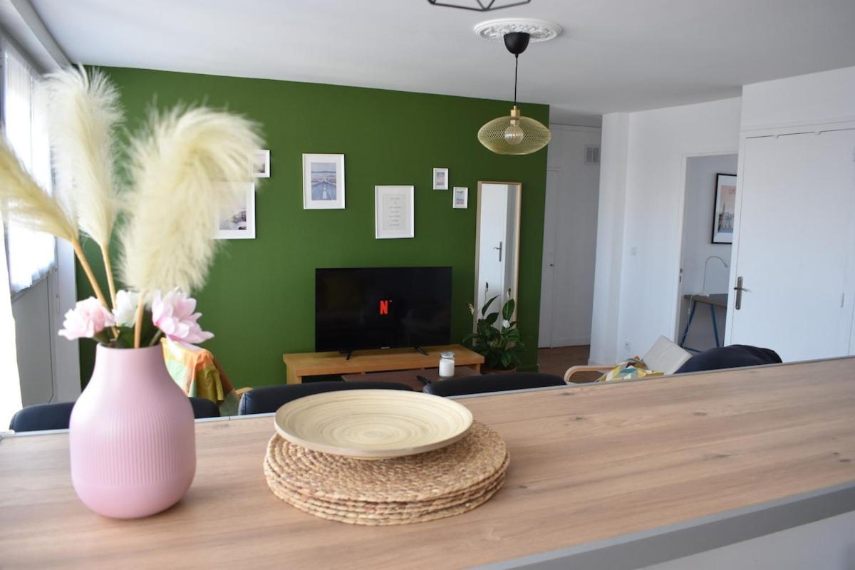 Appartement Lumineux 3 Chambres - Villeurbanne Gratte Ciel Esterno foto