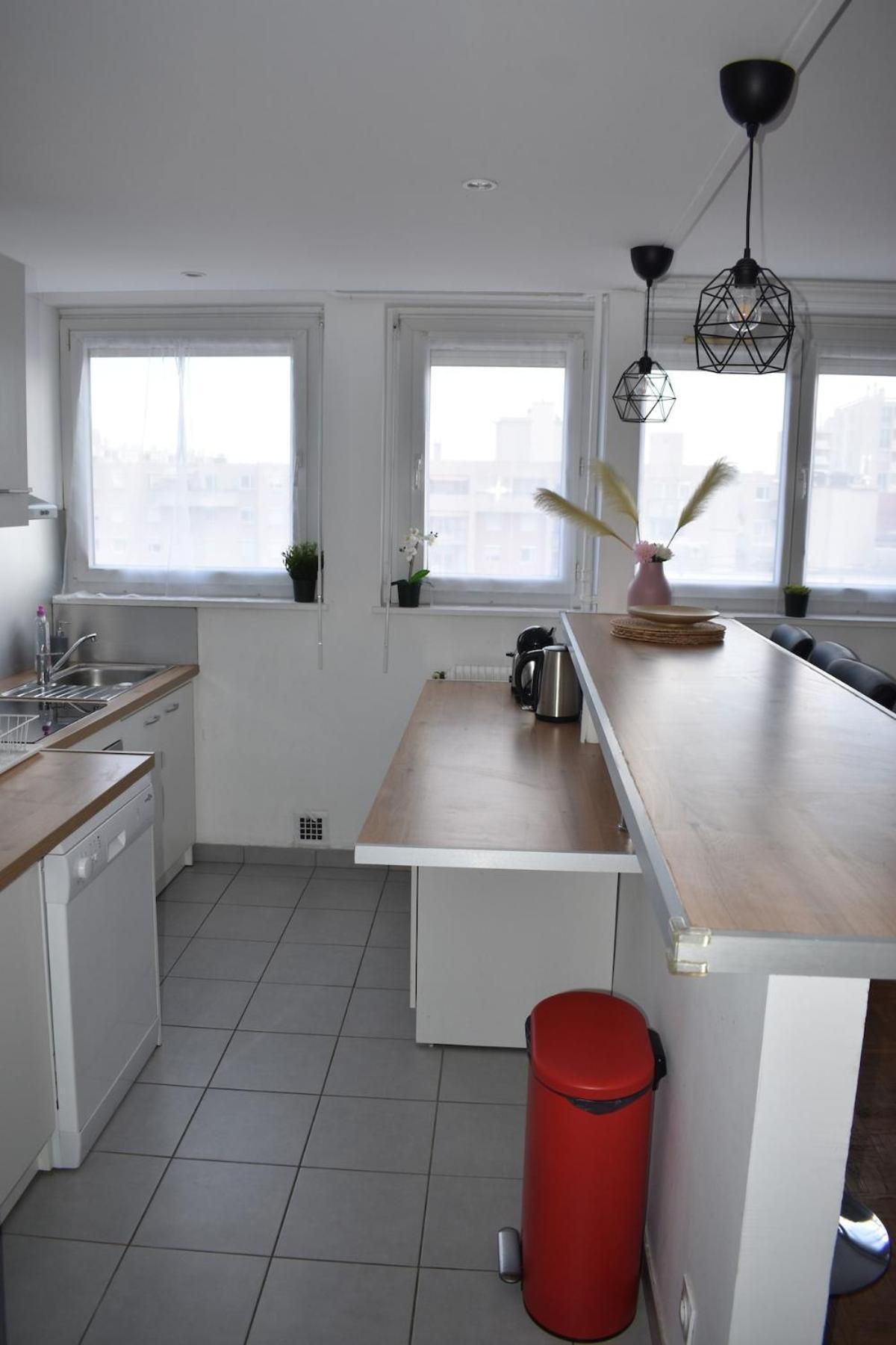 Appartement Lumineux 3 Chambres - Villeurbanne Gratte Ciel Esterno foto